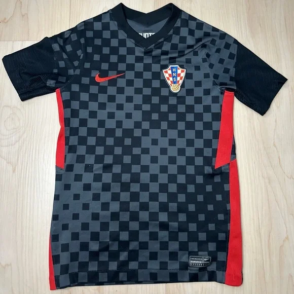 Authentic Croatia jersey - Picture 1 of 4